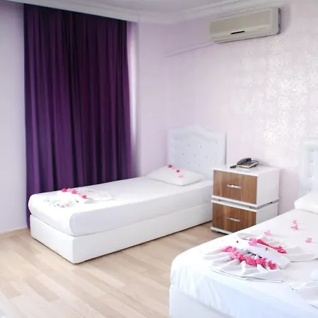 Kusmez Hotel Altınkum